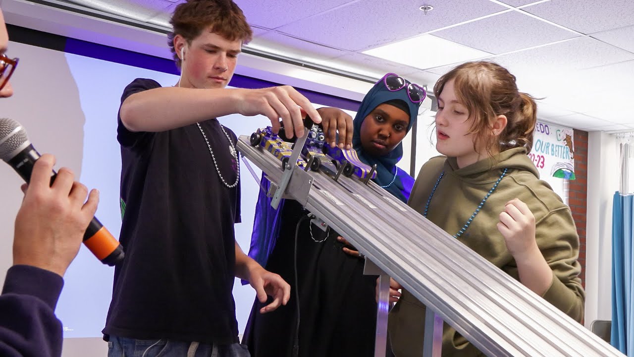 Bringing Math and Physics to Life With a Mannequin Automobile Derby